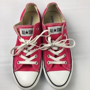 Pink converse sneakers size 10 very clean.